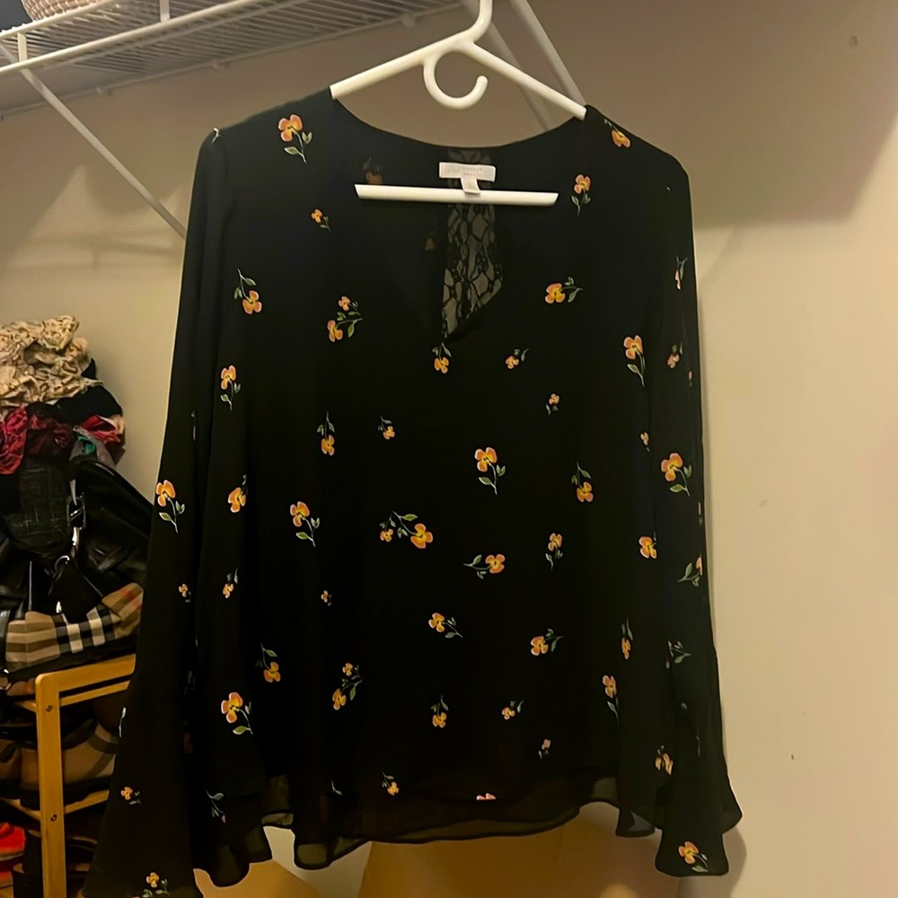Lauren Conrad top